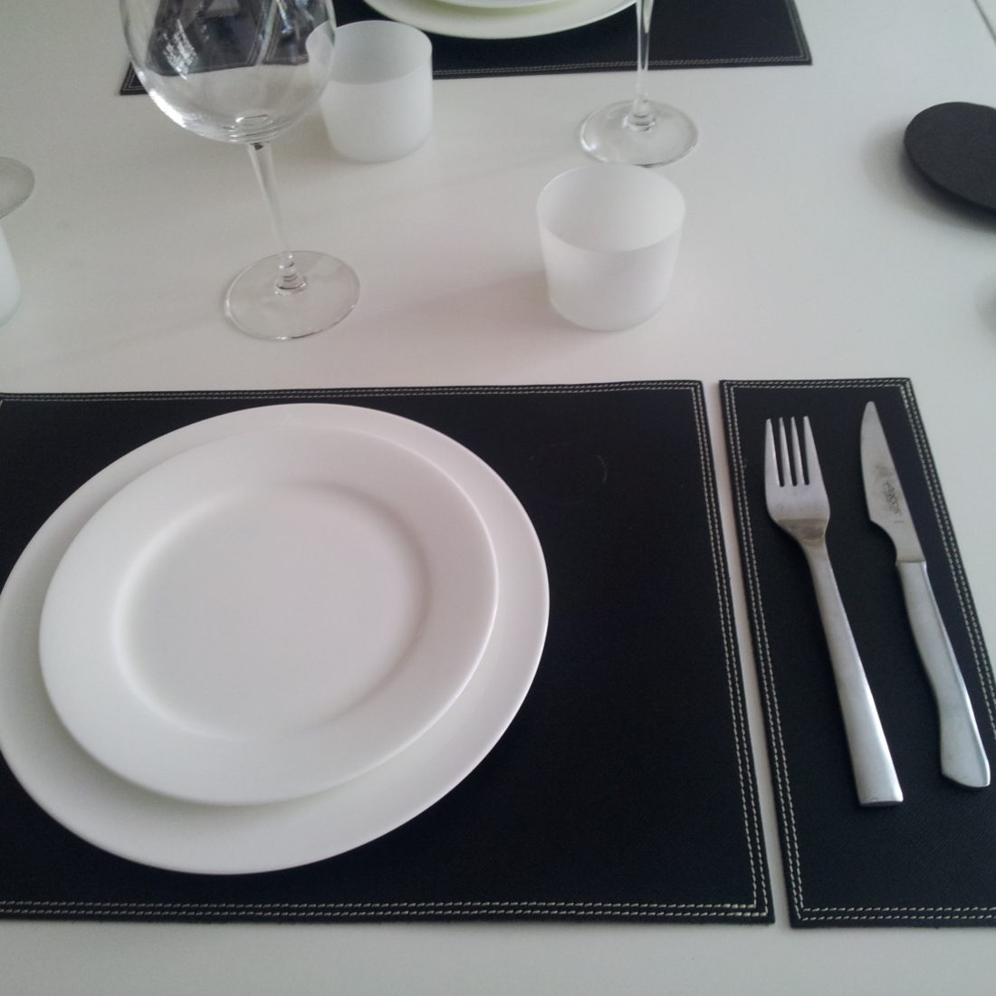 Set De Table Duo En Cuir Coloris Noir Midipy